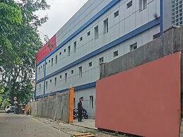 OYO 93960 Mirage Haven