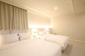 Changwon Denvasta Hotel Myeongseo Branch