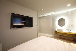 Changwon Denvasta Hotel Myeongseo Branch
