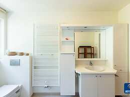 Ruytingen 0002 Spacious Apartment in De Haan