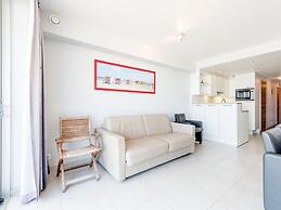 Alexy 401g on the Beach With sea View