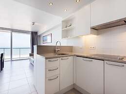 Alexy 401g on the Beach With sea View