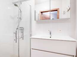 Alexy 401g on the Beach With sea View