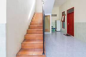 SPOT ON 93965 Ibrahim Guest House Syariah