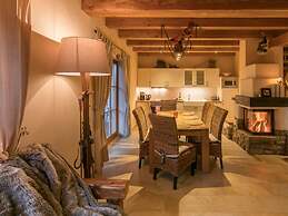 Sports Chalet No. 19