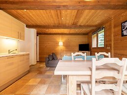 Cosy Apartment in Tignes With Garden