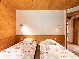 Cosy Apartment in Tignes With Garden