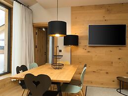 Apartment in Schrocken Near ski Area