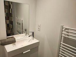 Cosy Holiday Home With Garden in Lorgues