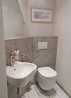 16 Bohler Brise Modern Retreat