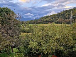 Quiet Holiday Apartment Near Laghi Di Fusine
