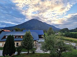 Quiet Holiday Apartment Near Laghi Di Fusine