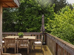 Chalet in La Roche With Garden