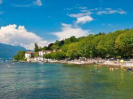 Holiday Home by Lake Maggiore With Garden