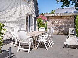 Vill in Koksijde Near the Beach