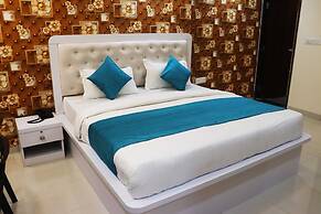 Hotel 7 Heaven Indore