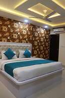 Hotel 7 Heaven Indore