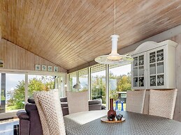 6 Person Holiday Home in Roslev