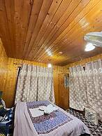 Munshi's Hotel and Restaurant Tangmarg