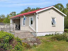 6 Person Holiday Home in Varberg-by Traum