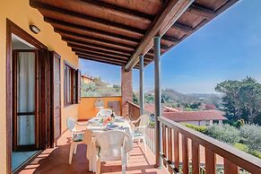 Appartamento La Quercia With Pool