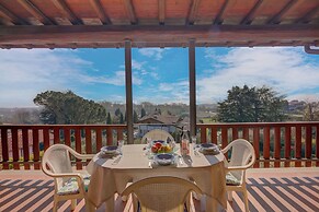 Appartamento La Quercia With Pool