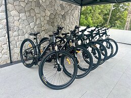 Luxtalay Khanom Hotel