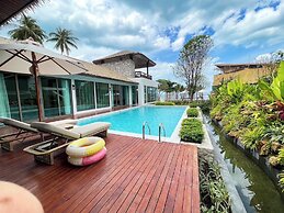 Luxtalay Khanom Hotel