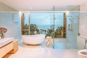 Luxtalay Khanom Hotel