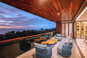 Luxtalay Khanom Hotel