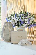 Luxtalay Khanom Hotel