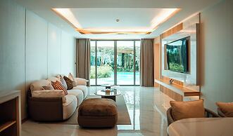 Luxtalay Khanom Hotel