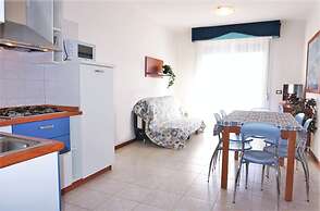 Seaside Sunny Stay With Solarium