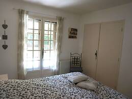 Beautiful House With Large Garden