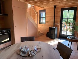 Atmospheric Lodge With spa