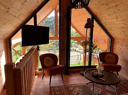 Atmospheric Lodge With spa