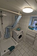 Huus Meta Modern Retreat
