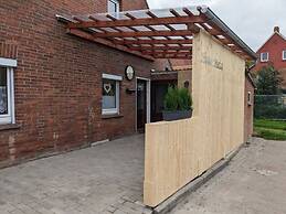 Huus Meta Modern Retreat