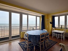 Trianon 401 4A Apartment With sea View