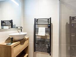 Beautiful Residence With Spa in Cozy Samoens