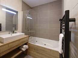 Beautiful Residence With Spa in Cozy Samoens