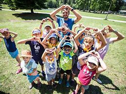 Beautiful Residence With Spa in Cozy Samoens