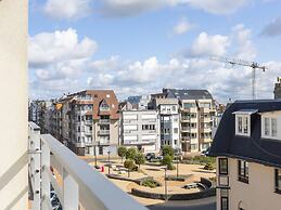 Attractive Apartment Near the Beach