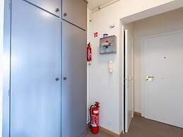 Attractive Apartment Near the Beach