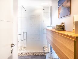 Les 4 Mouettes 402 Located in the Center