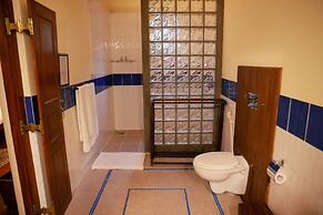 South Point Villa - Whole Villa (Sleeps 6)