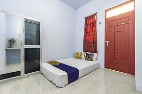 SPOT ON 93966 Dhiya Guest House Syariah