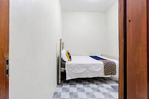 SPOT ON 93967 Hasna Guest House Syariah