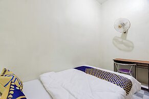 SPOT ON 93967 Hasna Guest House Syariah