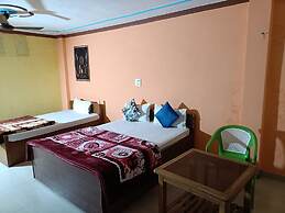 Goroomgo Sanskriti Paying Guest House Varanasi